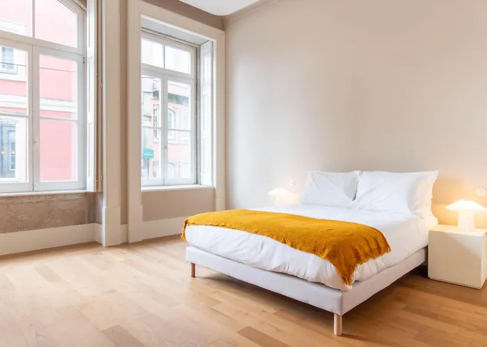 Apartman Entreparedes House