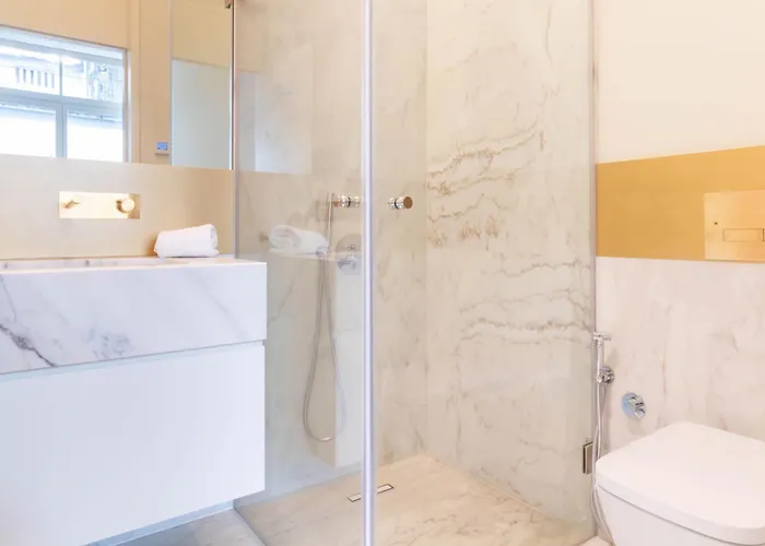 Apartman Entreparedes House