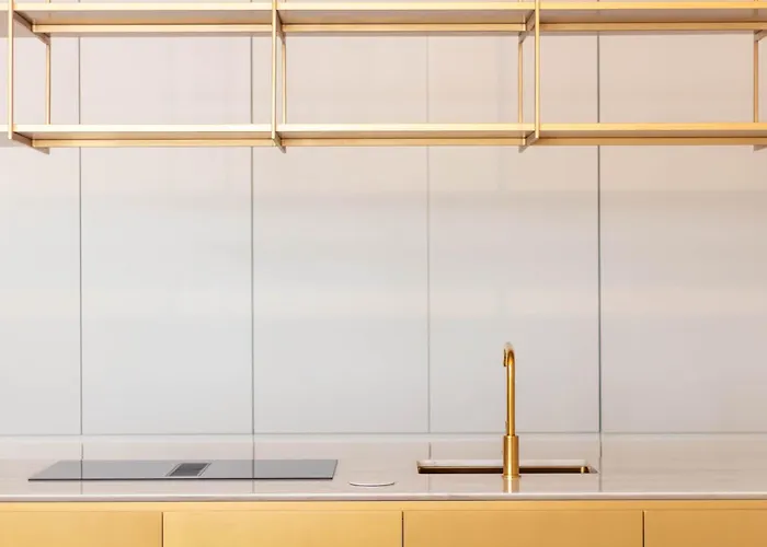 Apartman Entreparedes House *