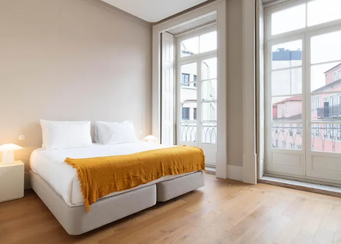 Apartman Entreparedes House