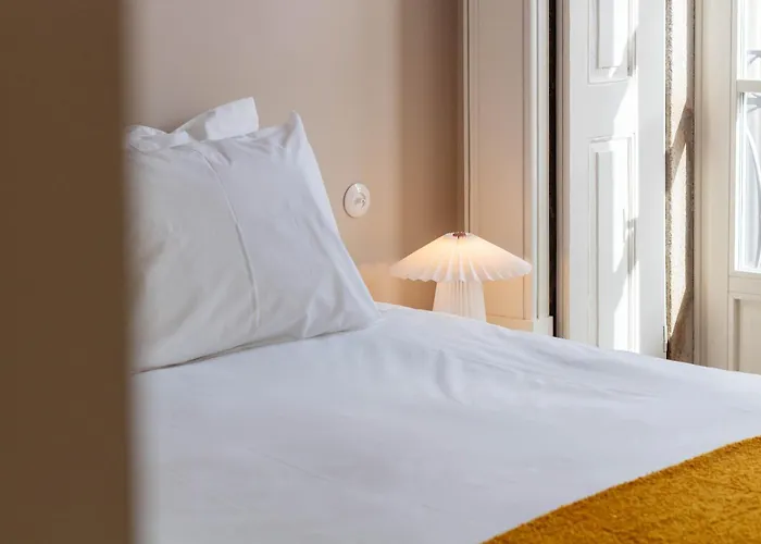 Apartman Entreparedes House