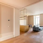 Apartment Entreparedes House Porto