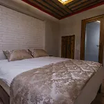 Entreparedes House Apartment Porto