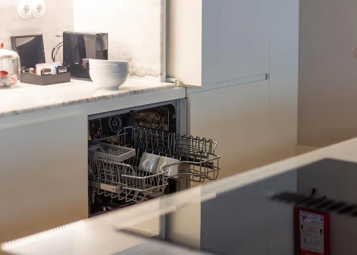 Entreparedes House 公寓